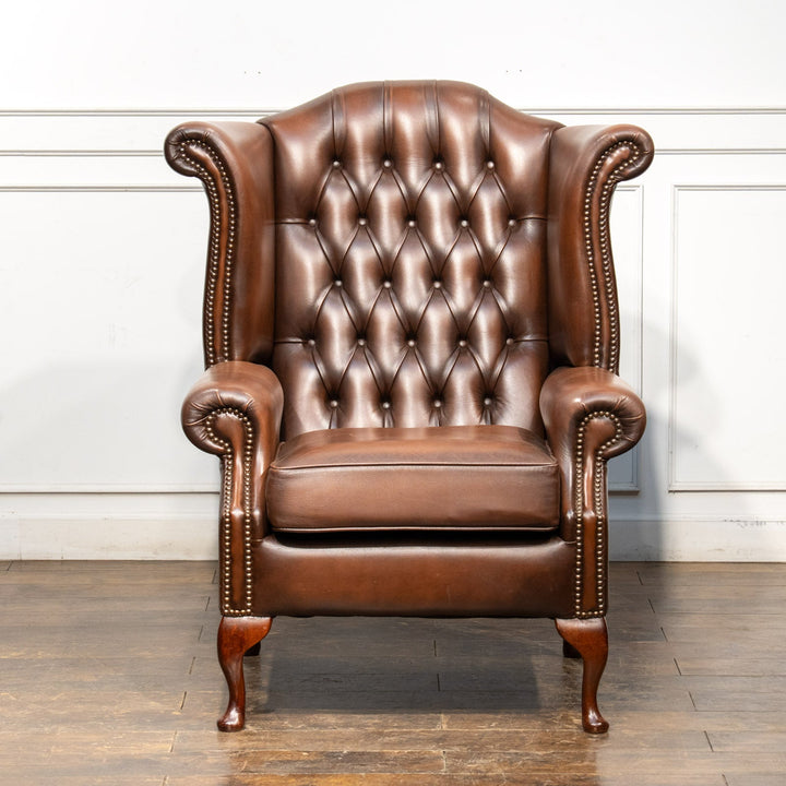 英国伝統スタイル ブラウン チェスターフィールド ウィングバックソファ /26A