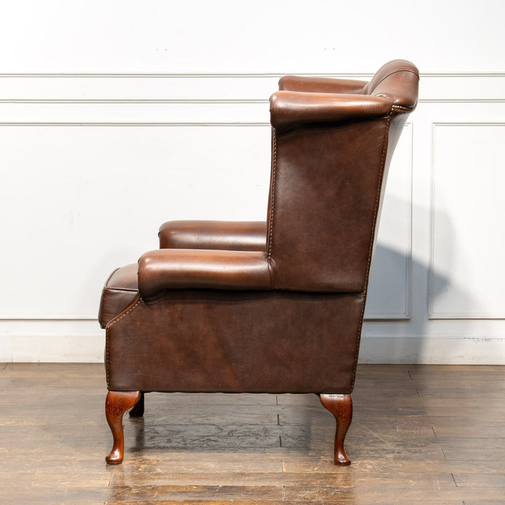 英国伝統スタイル ブラウン チェスターフィールド ウィングバックソファ /26A