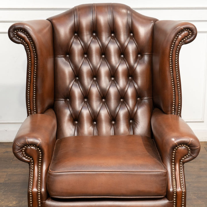 英国伝統スタイル ブラウン チェスターフィールド ウィングバックソファ /26A