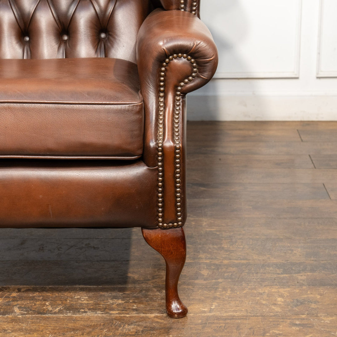 英国伝統スタイル ブラウン チェスターフィールド ウィングバックソファ /26A