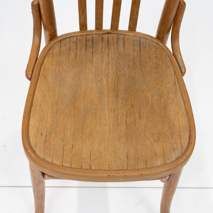 ナチュラルな木の風合いと温もりあるデザインが素敵 カフェスタイル ベントウッドチェア /26A-8