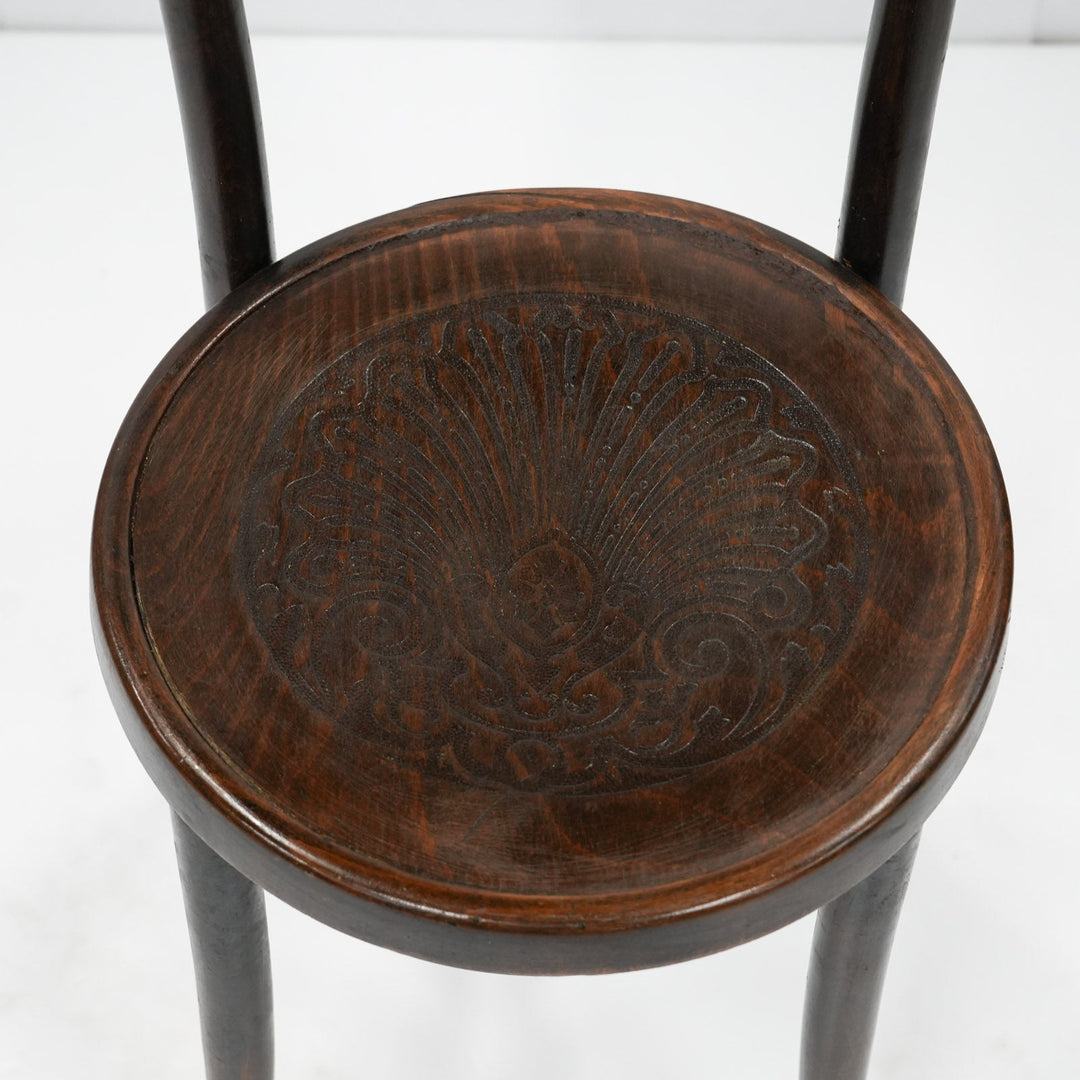 【A.P.M. エーピーエム】植物モチーフの華やかなデザイン パネルバック ベントウッドチェア /26A-6