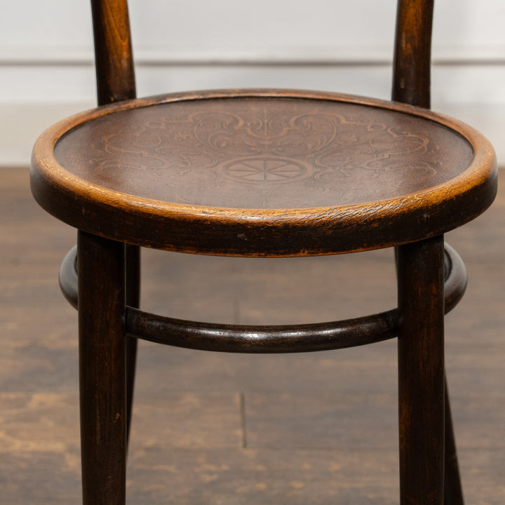 【THONET トーネット】フラワーモチーフ パネルバック ベントウッドチェア /26A-11