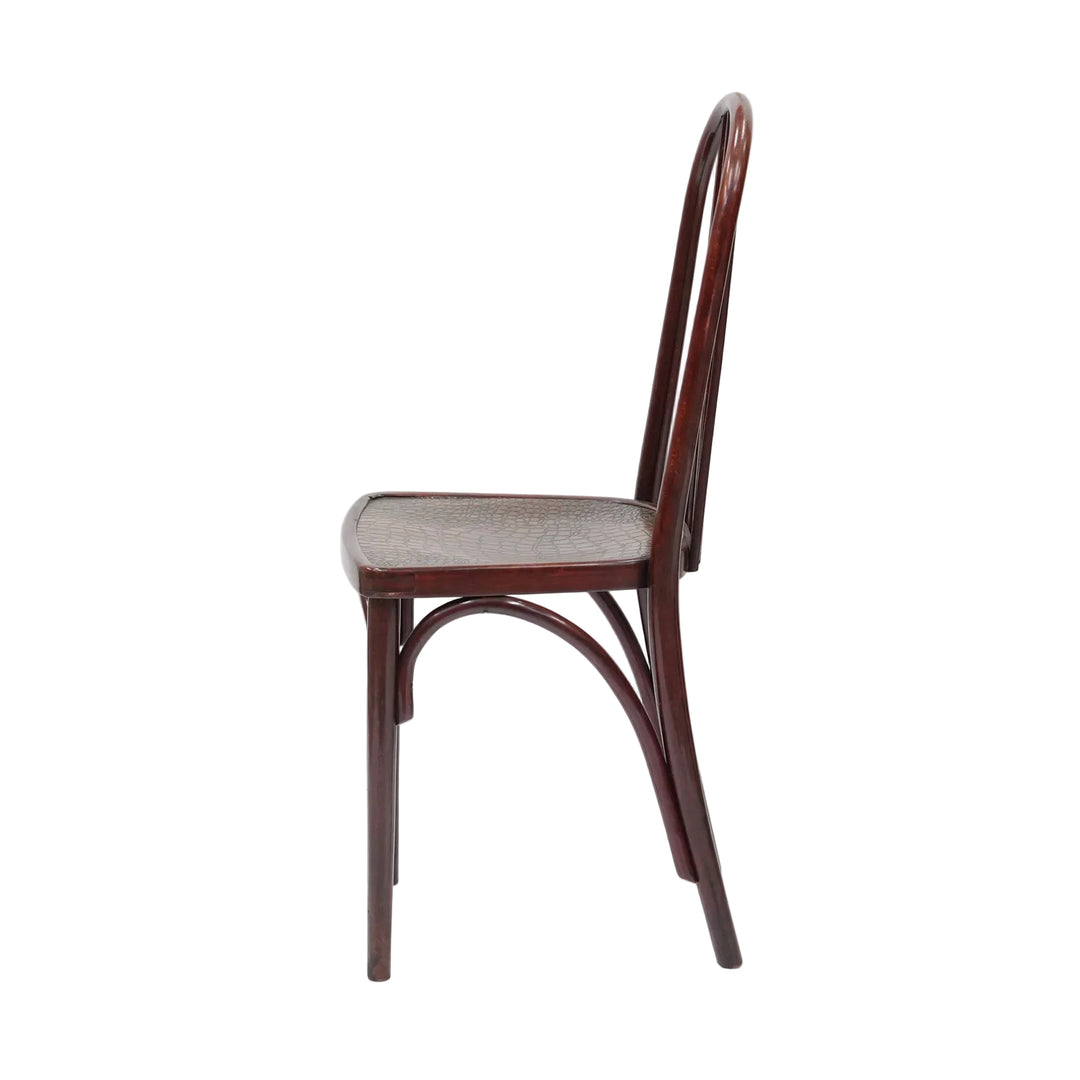 【THONET トーネット】垂直にスポークが並んだスタイリッシュなデザイン ビーチ ベントウッドチェア /26A-12垂直にスポークが並んだスタイリッシュなデザイン ビーチ ベントウッドチェア /26A-12