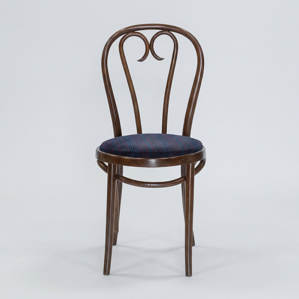 Heart back Bent wood chair081-9