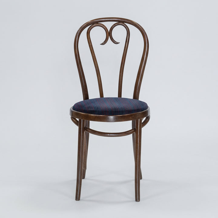 Heart back Bent wood chair081-9