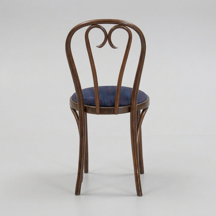 Heart back Bent wood chair081-9