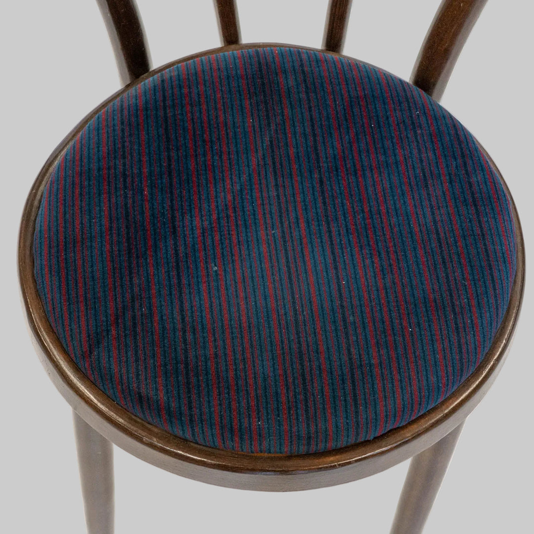 Heart back Bent wood chair081-9