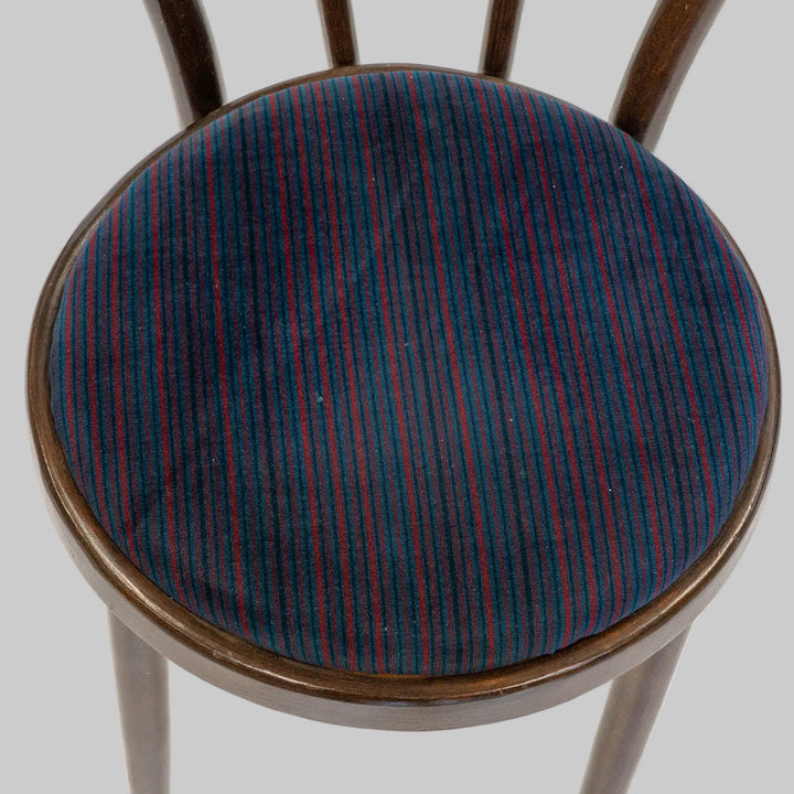 Heart back Bent wood chair081-9