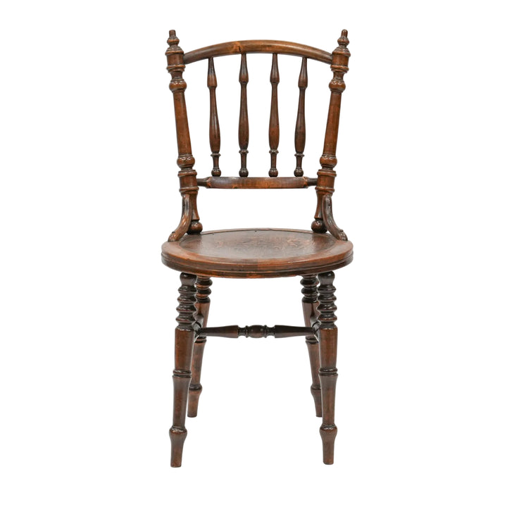 トラディショナルなデザインが印象的 ビーチ スピンドルバックチェア /26A-B1