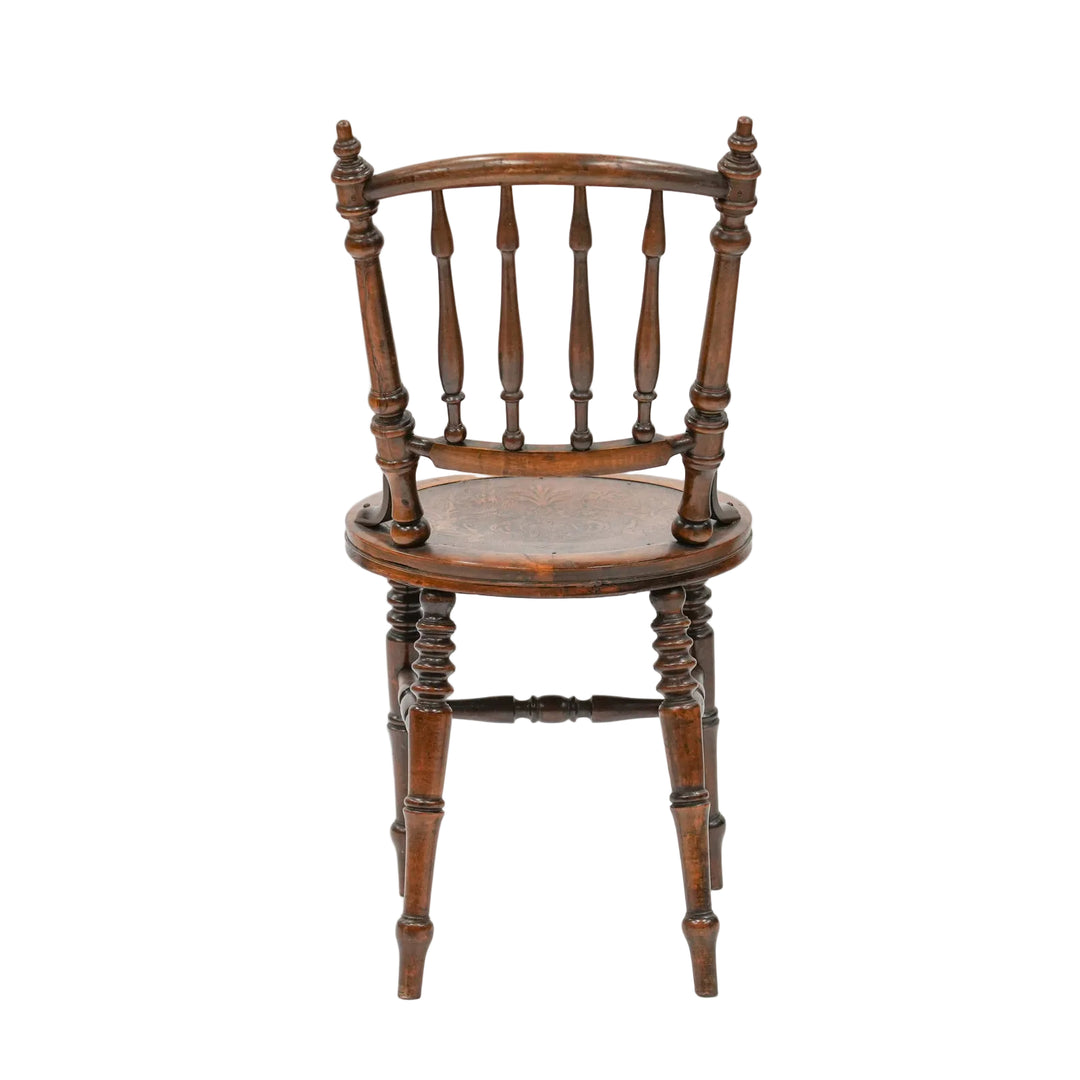 トラディショナルなデザインが印象的 ビーチ スピンドルバックチェア /26A-B1