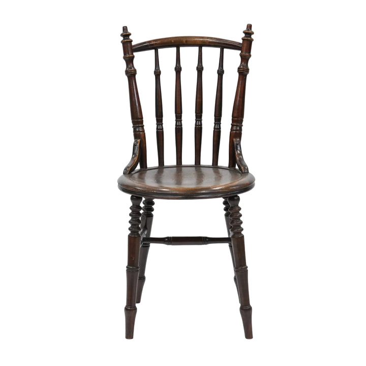 トラディショナルなデザインが印象的 ビーチ スピンドルバックチェア /26A-B3