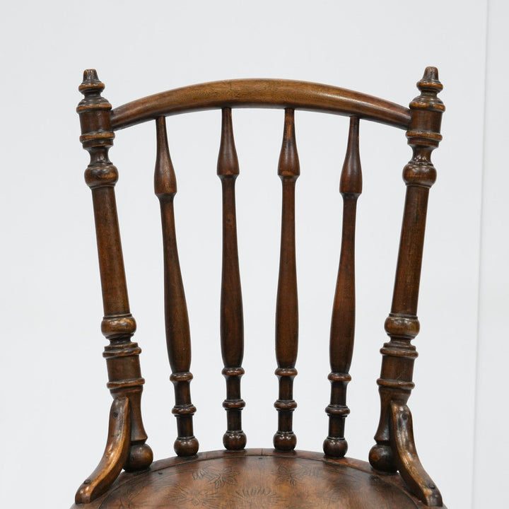 トラディショナルなデザインが印象的 ビーチ スピンドルバックチェア /26A-B4