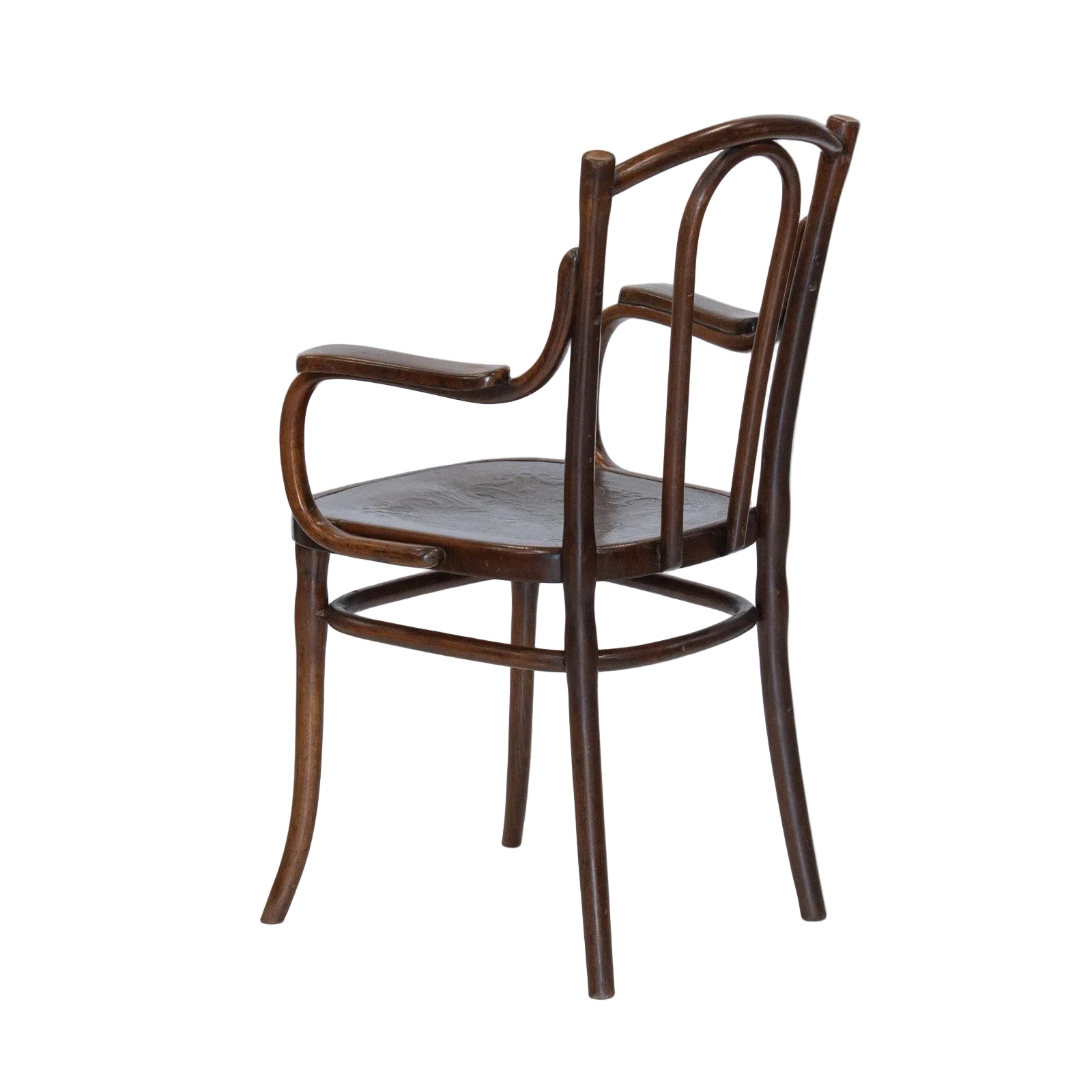 THONET トーネット】ユーバックの背もたれが優しく支える ビーチ