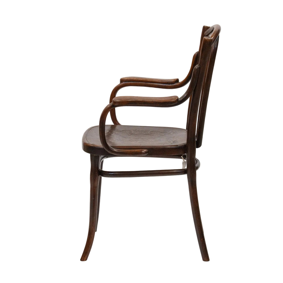 【THONET トーネット】ユーバックの背もたれが優しく支える ビーチ ベントウッドアームチェア /26A-B3