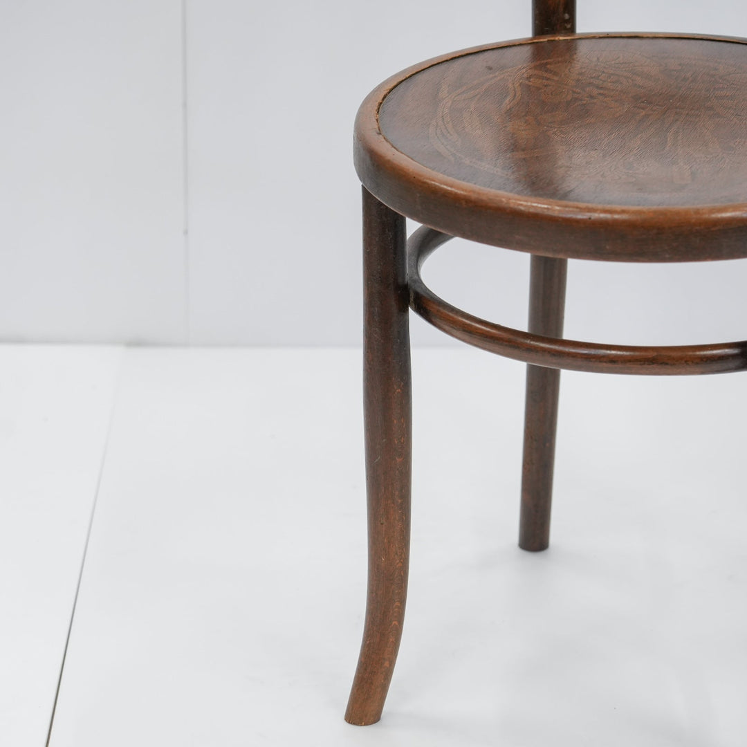 【FISCHEL フィッシェル】バンブーモチーフの背もたれが特徴 ビーチ ベントウッドチェア /26A-9