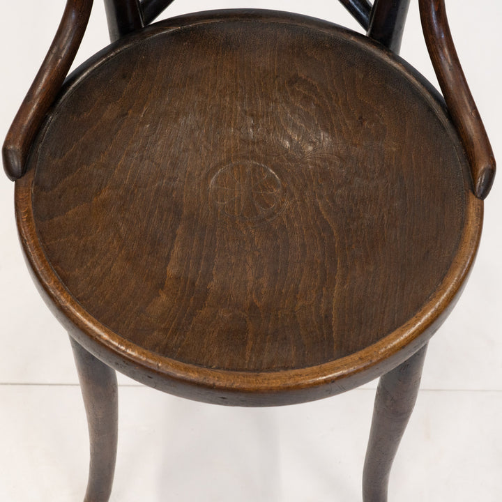 【THONET トーネット】背もたれが天使の羽と輪を模したデザイン 希少なエンジェルバック ベントウッドチェア /26A