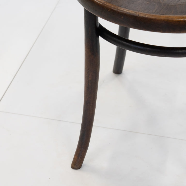 【THONET トーネット】背もたれが天使の羽と輪を模したデザイン 希少なエンジェルバック ベントウッドチェア /26A