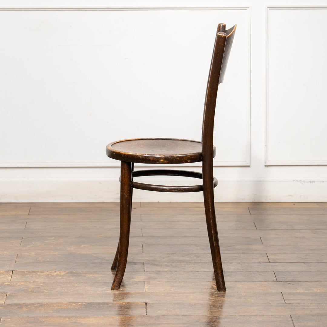 【THONET トーネット】フラワーモチーフ パネルバック ベントウッドチェア /26A-5