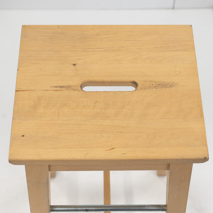 直線的でシンプルなフォルム ビーチ ハイタイプ パブスツール /26A-2