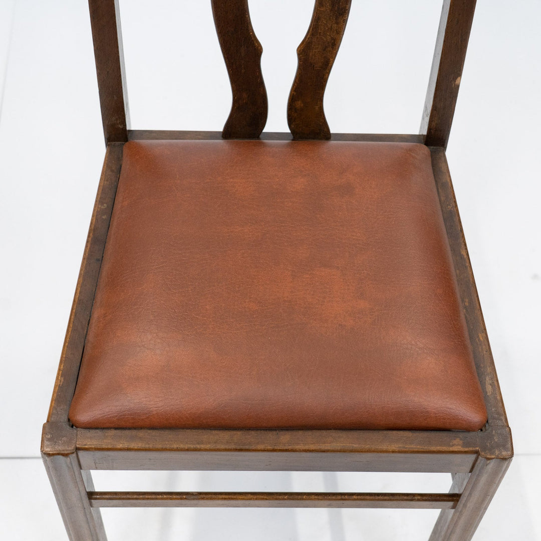 曲線美な背もたれと直線脚のコントラストが目を惹く ビーチ ダイニングチェア /26A-15