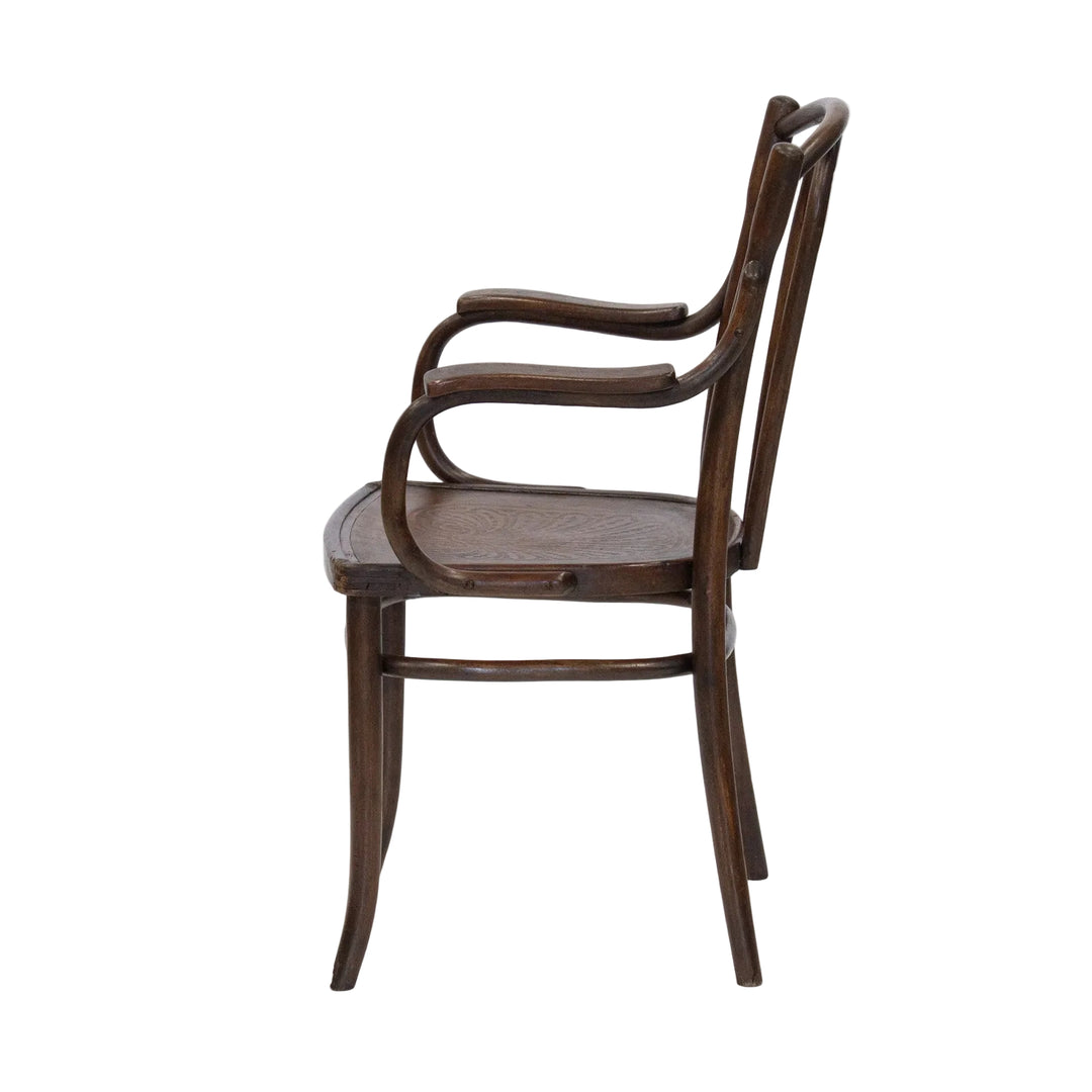 【THONET トーネット】ユーバックの背もたれが優しく支える ビーチ ベントウッドチェア /26A-Bッドチェア /26A-B1