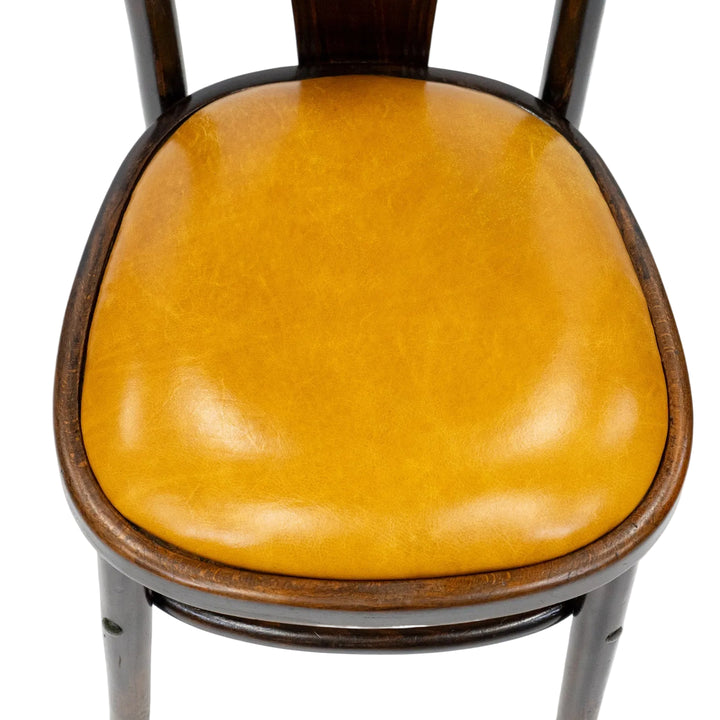 素朴で温もりあるデザインにマスタードの座面がマッチ カフェスタイル ベントウッドチェア /26A-7