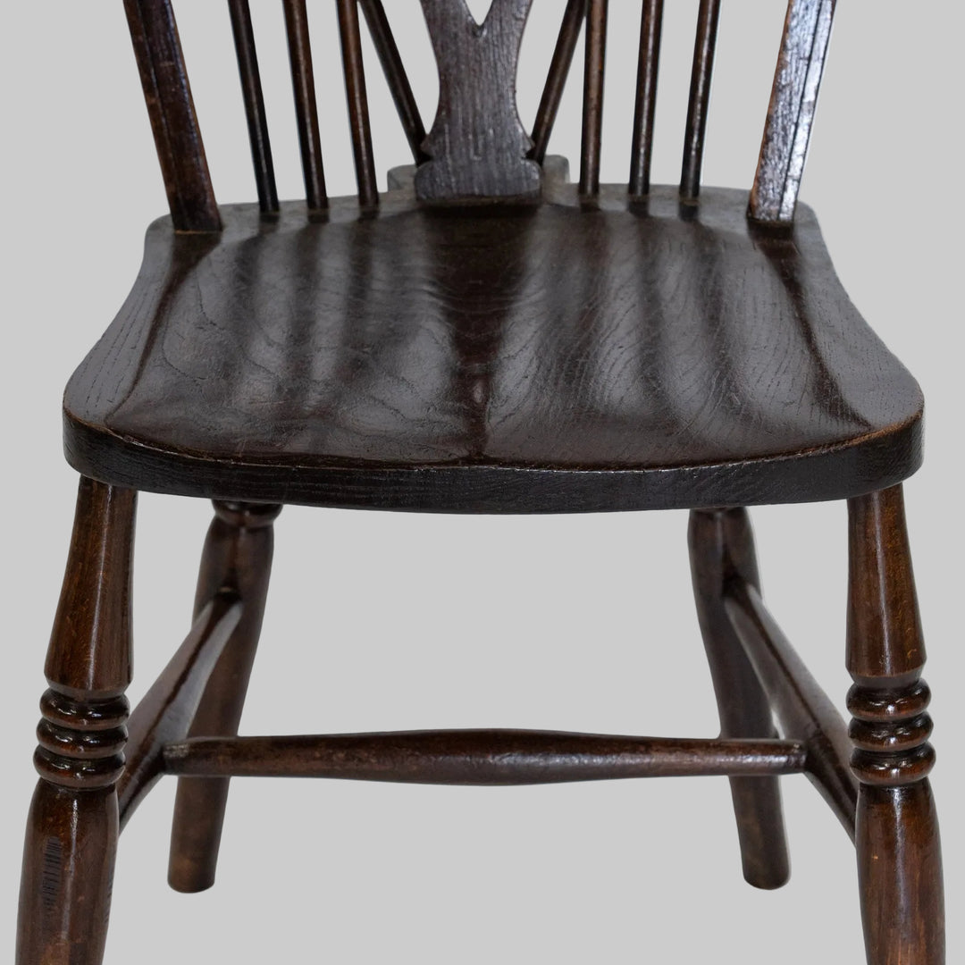 Wheelback chair 146-15