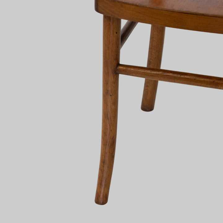 Bent wood chair 151-17