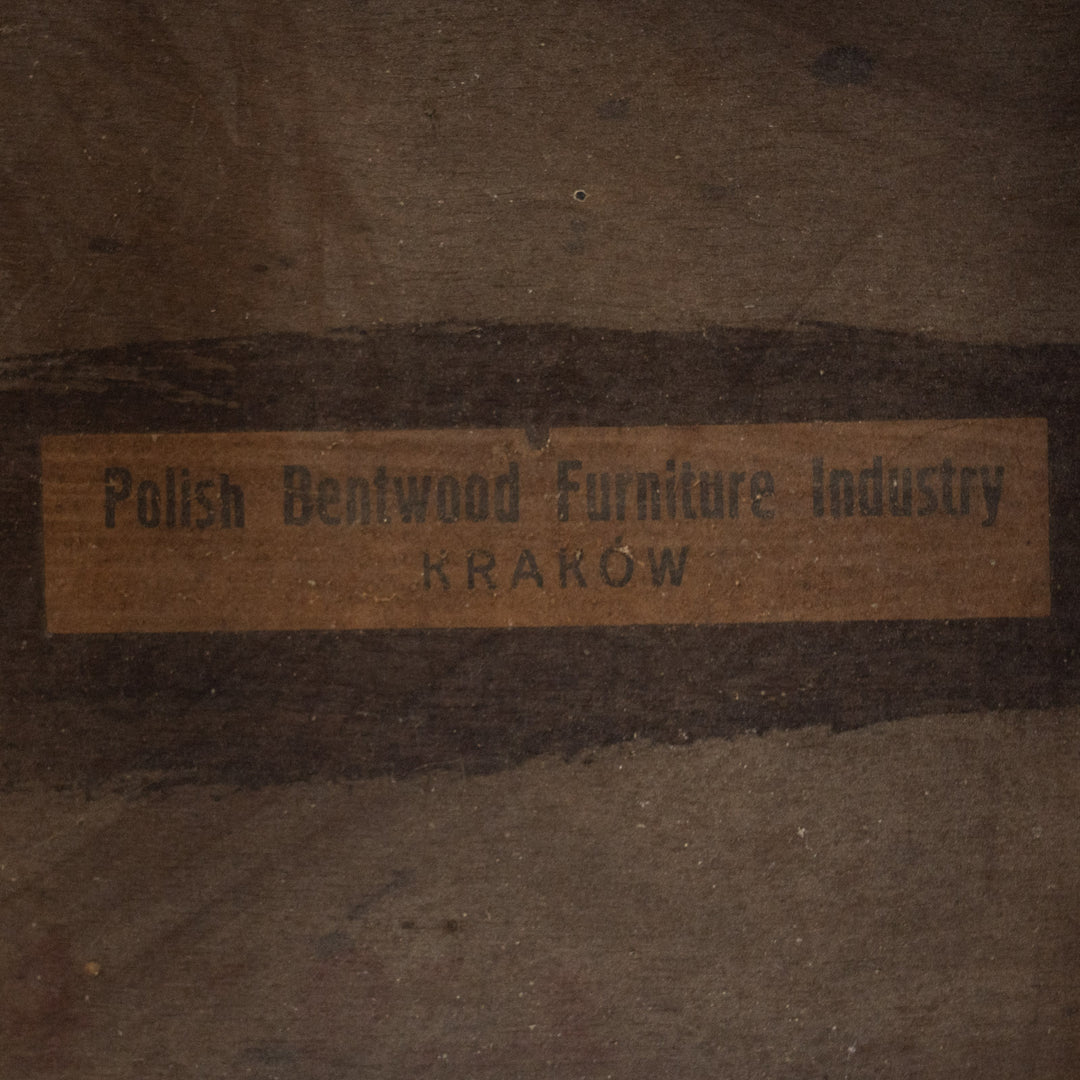 Bent wood chair 151-17