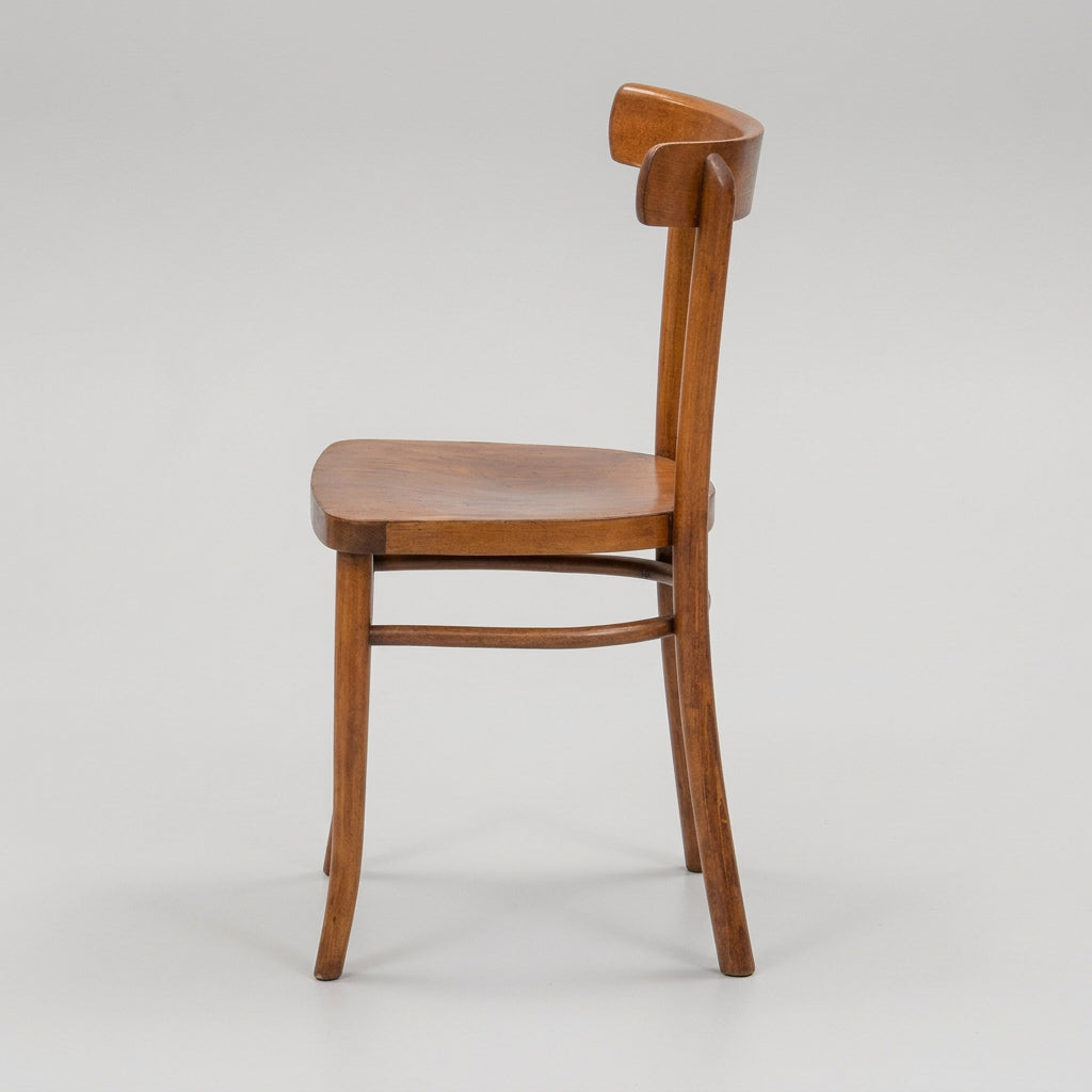 Bent wood chair 151-18