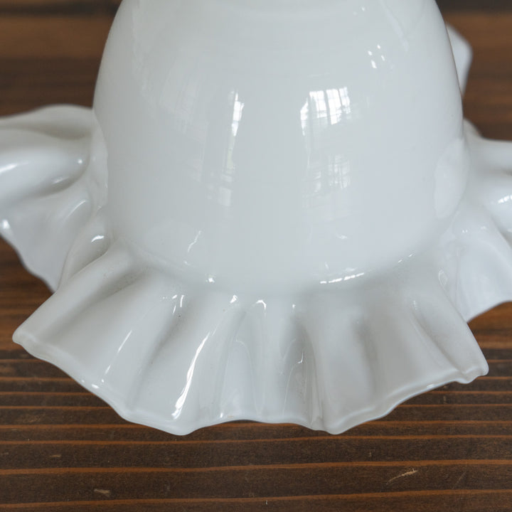 裾に向かってダイナミックに広がるフリルが優美 ガラスシェード単品 /D（※接続金具・コード・電球は別売り）