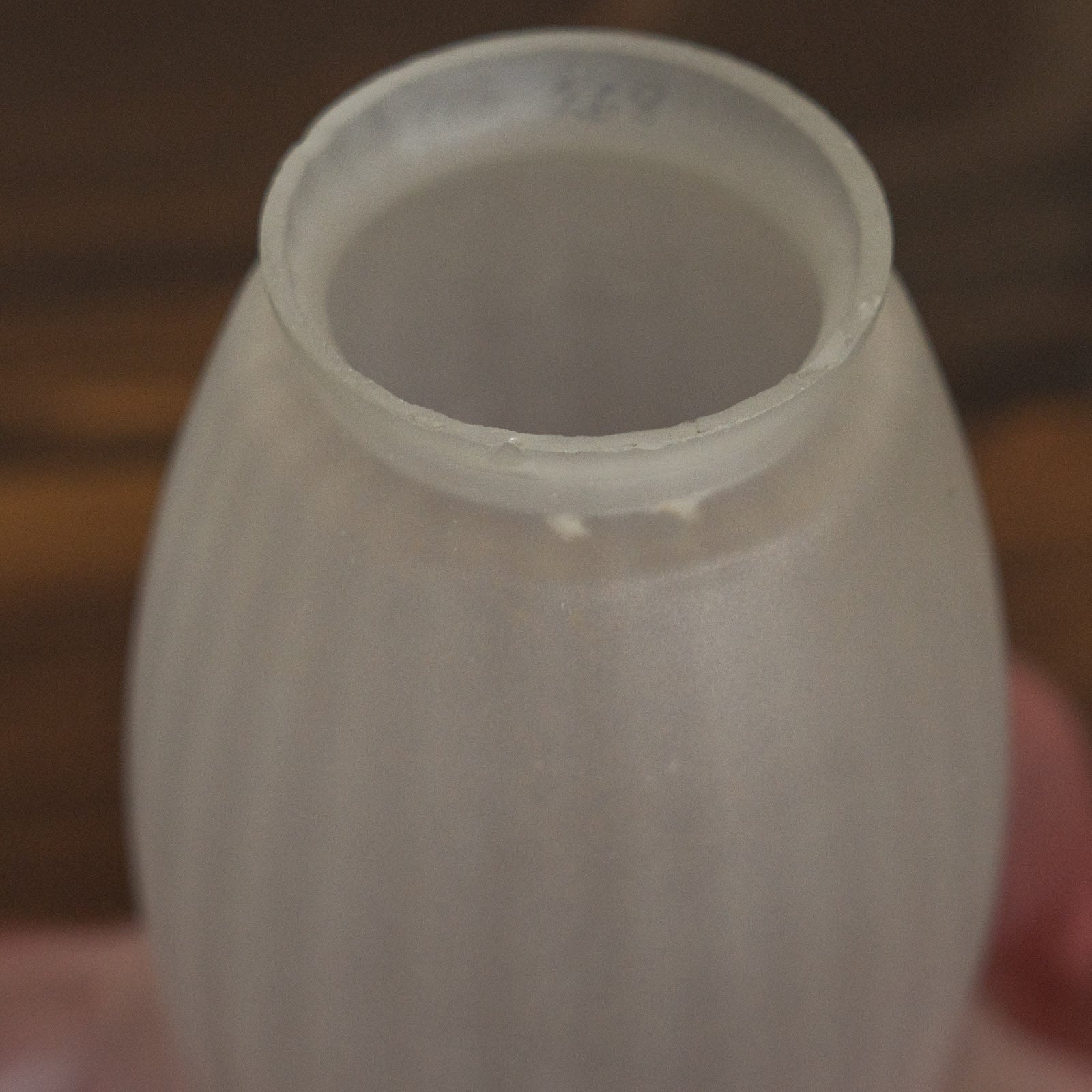 花びらを思わせる愛らしいフリルデザイン ガラスシェード単品 /A