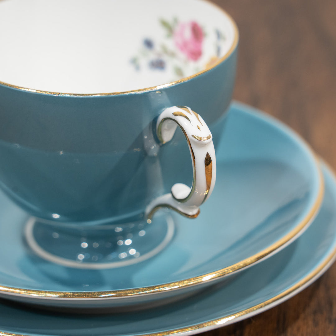 【CROWN STAFFORDSHIRE クラウンスタッフォードシャー Sheraton シェラトン】ターコイズブルーが優美 トリオセット /26D