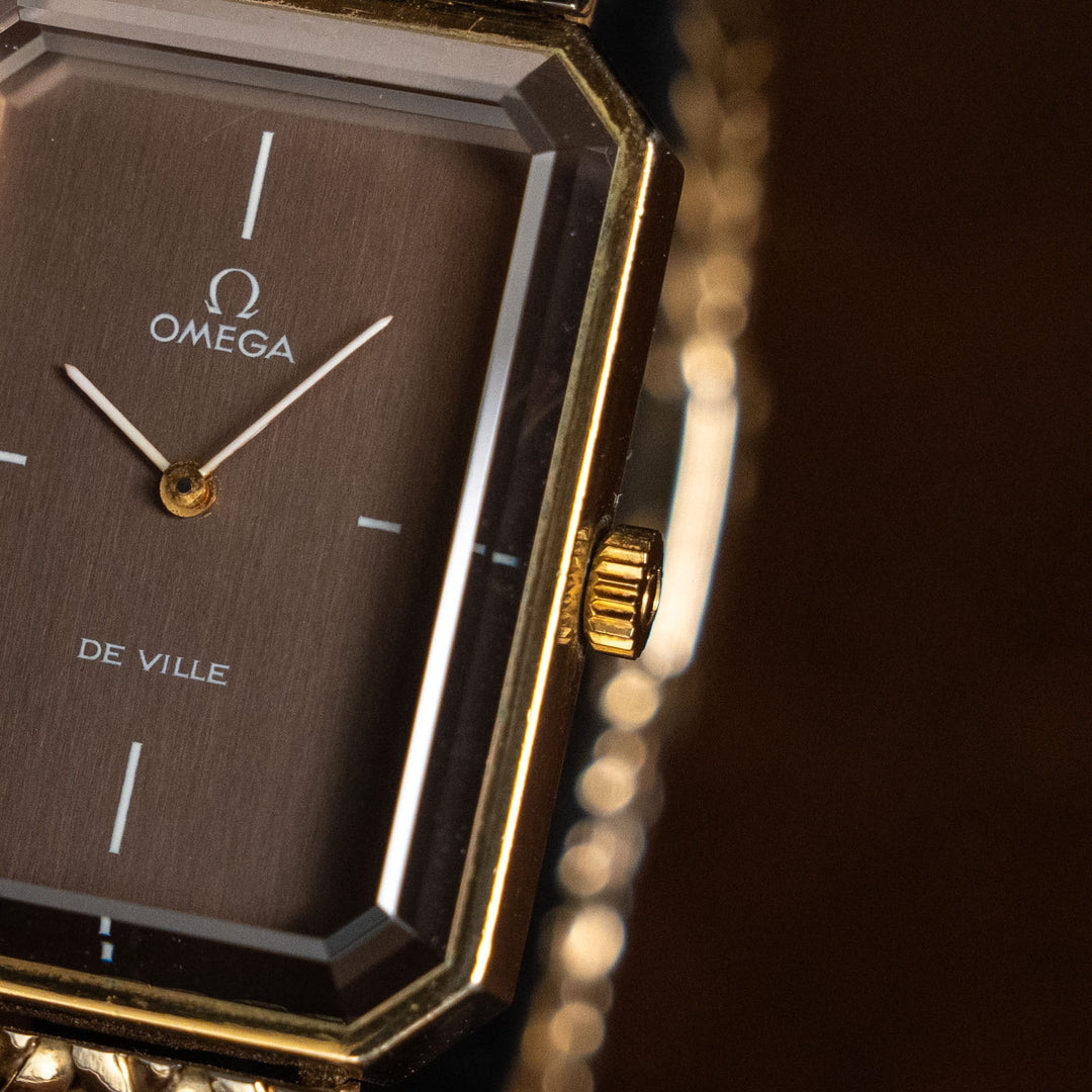 レディース メンズ【OMEGA オメガ】個性あふれる八角形ケース デ・ヴィル エメラルドライン 1970年代