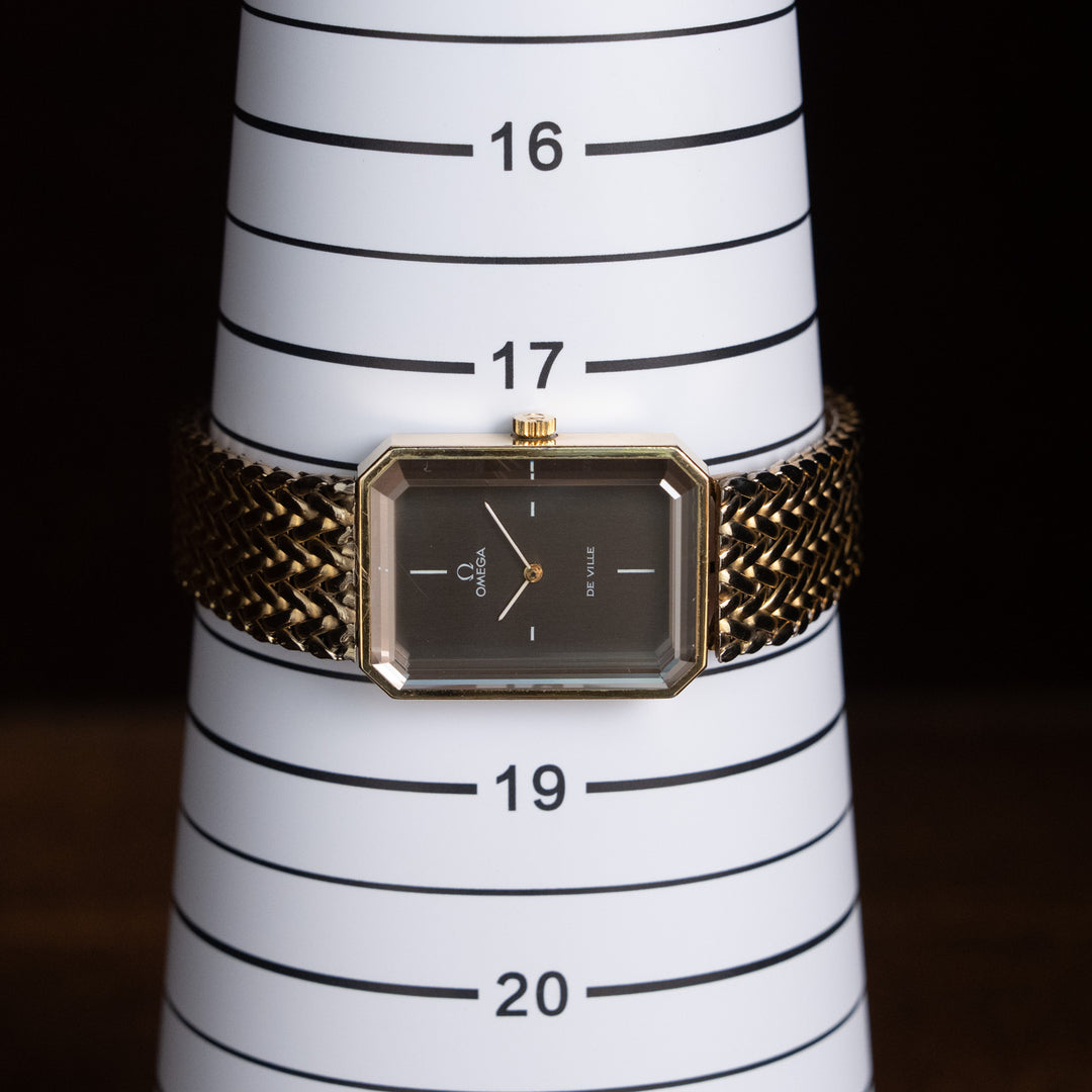 レディース メンズ【OMEGA オメガ】個性あふれる八角形ケース デ・ヴィル エメラルドライン 1970年代