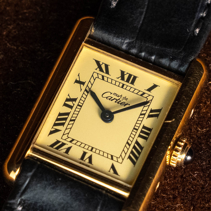 レディース メンズ【Cartier カルティエ】普遍的な美しさ マストタンク アイボリーローマSM 1980年代