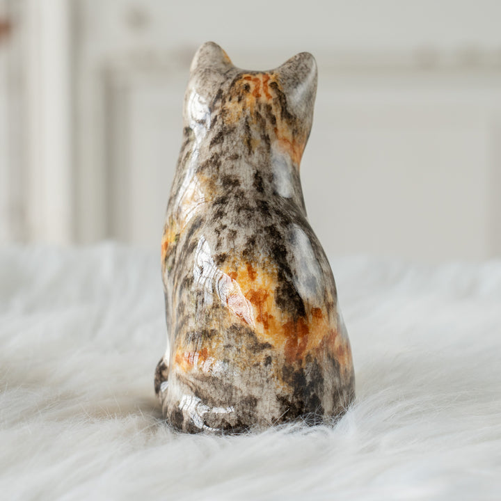 【Winstanley Cat ウィンスタンレイ キャット】愛嬌のある表情や柄が目を惹く キャリコ 三毛猫 /26E