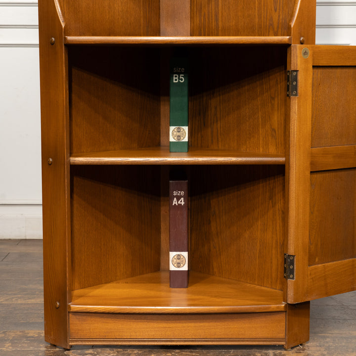 英国【ERCOL アーコール】エルム コーナーキャビネット No.474 Old Colonial オールドコロニアル /26G-A2
