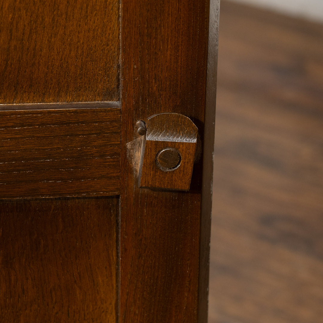 英国【ERCOL アーコール】エルム コーナーキャビネット No.474 Old Colonial オールドコロニアル /26G-B2