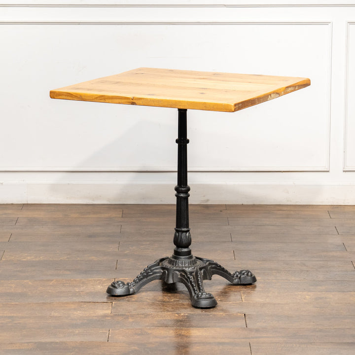 デコラティブなアイアンレッグが目を惹く オーク パブテーブル /19G