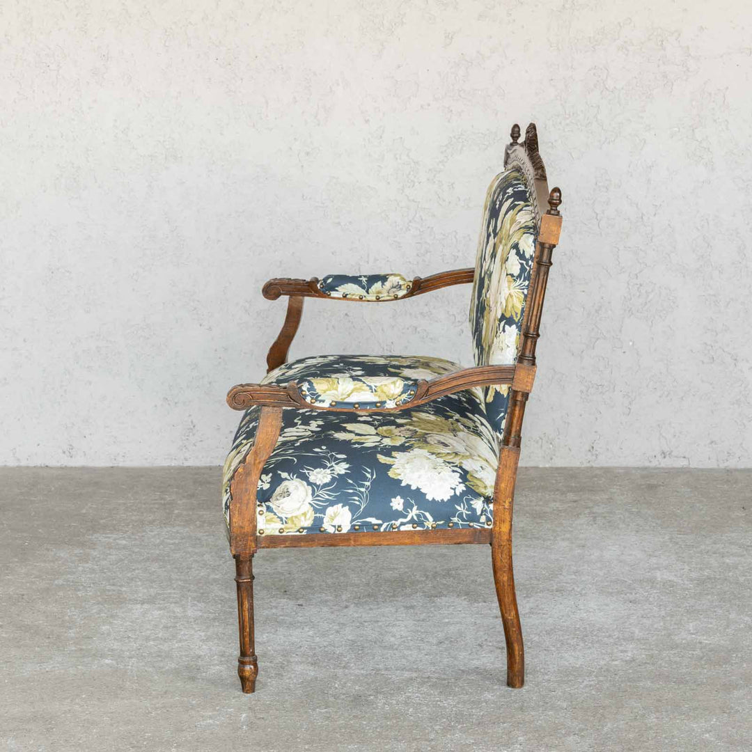 華奢なフレームがエレガント セティ［Sanderson /ONE SIXTY FABRIC COLLECTION］/19I [m]