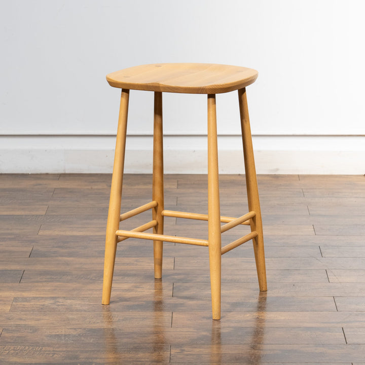 英国【ERCOL アーコール】ナチュラルでシンプルなデザインがお部屋に馴染む ハイスツール /20L-3[m]