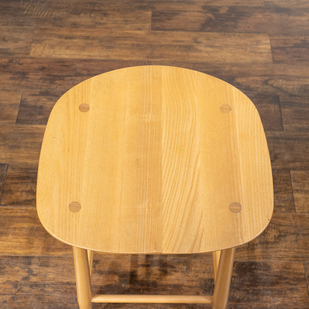 英国【ERCOL アーコール】ナチュラルでシンプルなデザインがお部屋に馴染む ハイスツール /20L-3[m]
