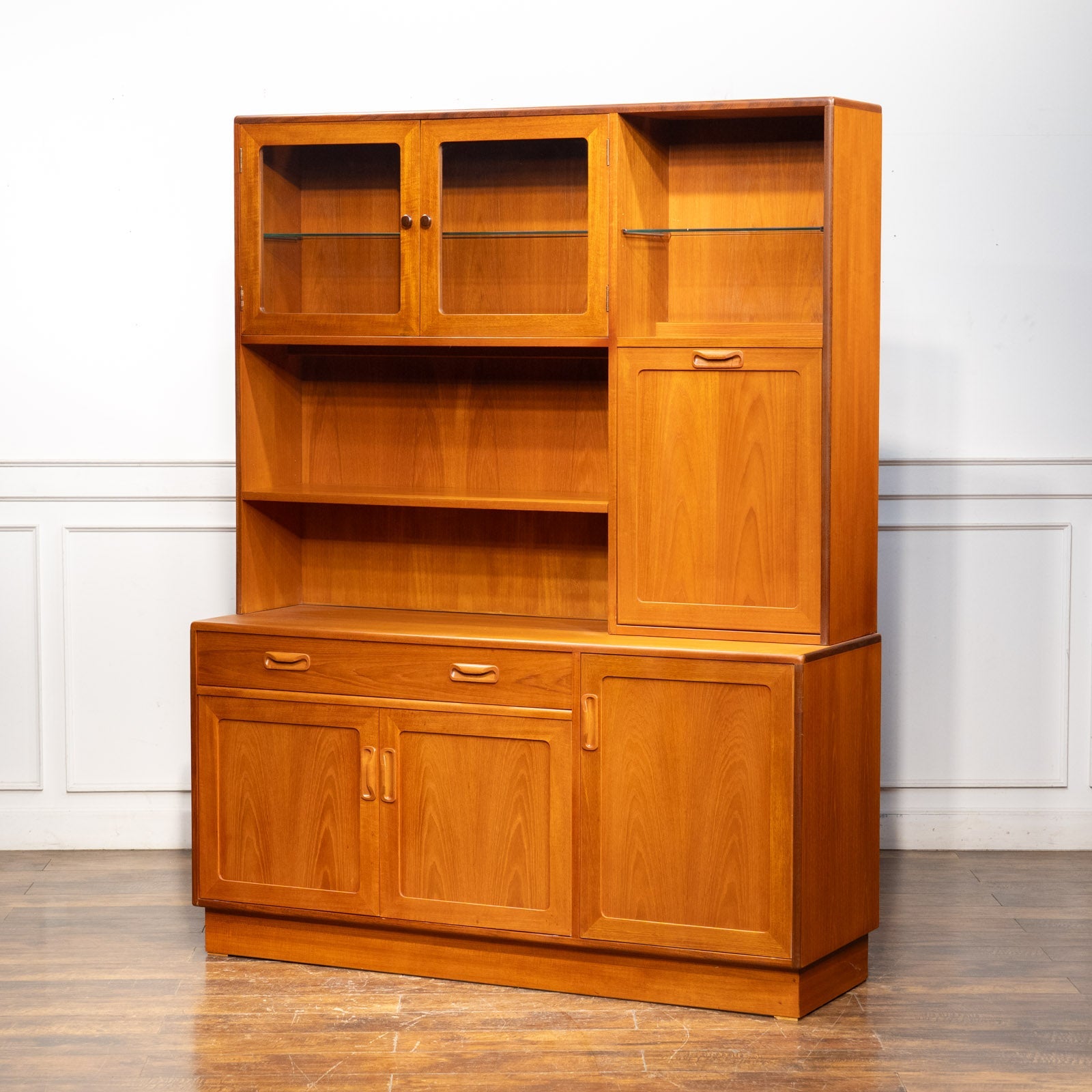 IZ30967A★希少 G-PLAN ジープラン Ib Kofod Larsen コフォードラーセン ヘッドボード ダニッシュ ベッドキャビネット ベッドフレーム