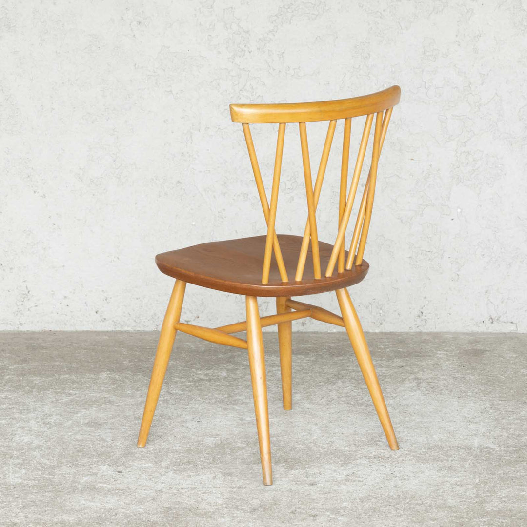 英国【ERCOL アーコール】交差したスポークが特徴的 ラティスチェア Windsor ウインザー /22E-5[m]