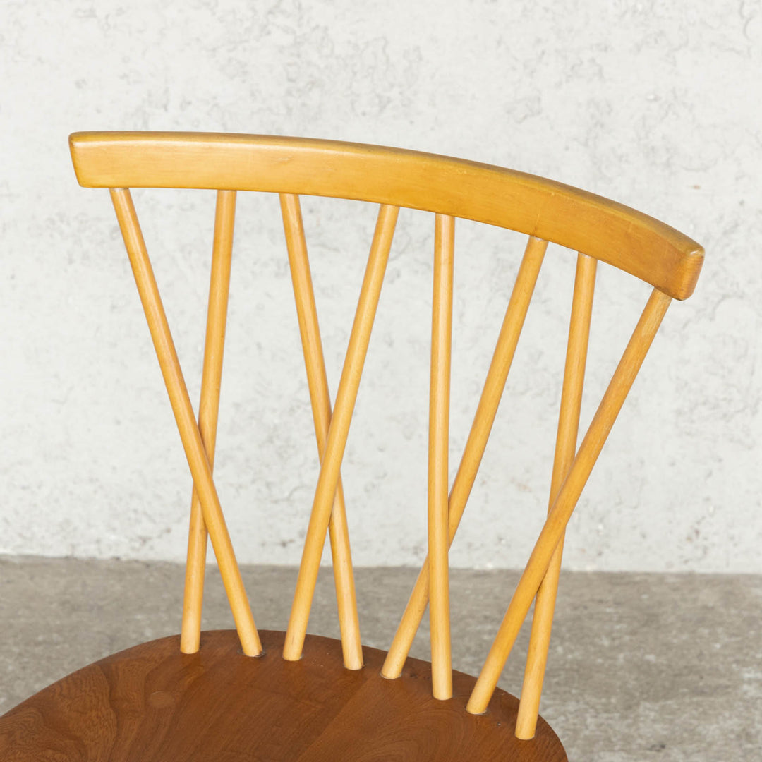 英国【ERCOL アーコール】交差したスポークが特徴的 ラティスチェア Windsor ウインザー /22E-5[m]