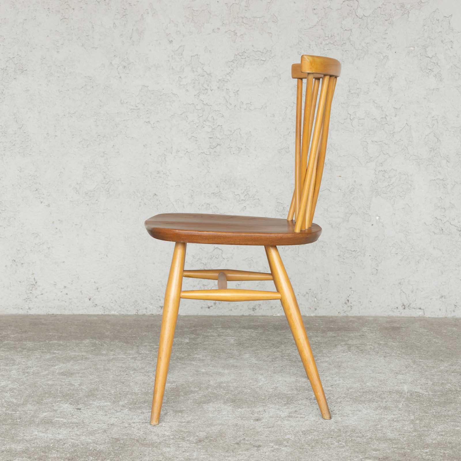 英国【ERCOL アーコール】交差したスポークが特徴的 ラティスチェア