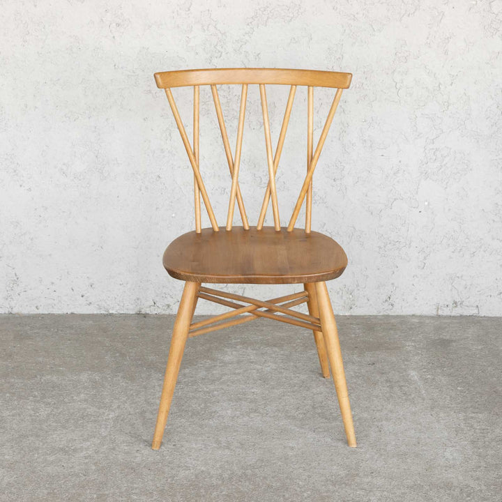 英国【ERCOL アーコール】交差したスポークが特徴的 ラティスチェア Windsor ウインザー /22E-7[m]