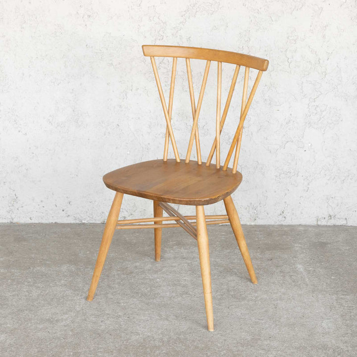 英国【ERCOL アーコール】交差したスポークが特徴的 ラティスチェア Windsor ウインザー /22E-7[m]